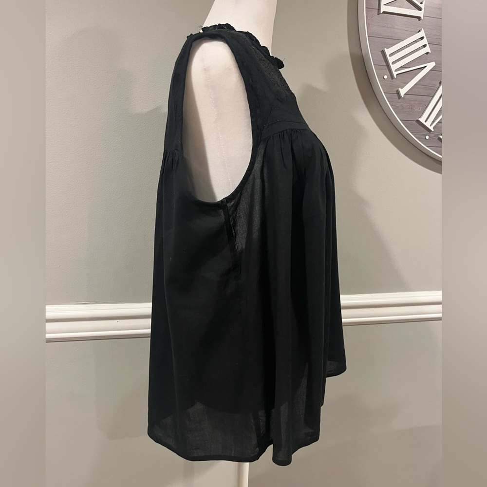 Women's Top - Old Navy Great condition! Size Large - Picture 4 of 6